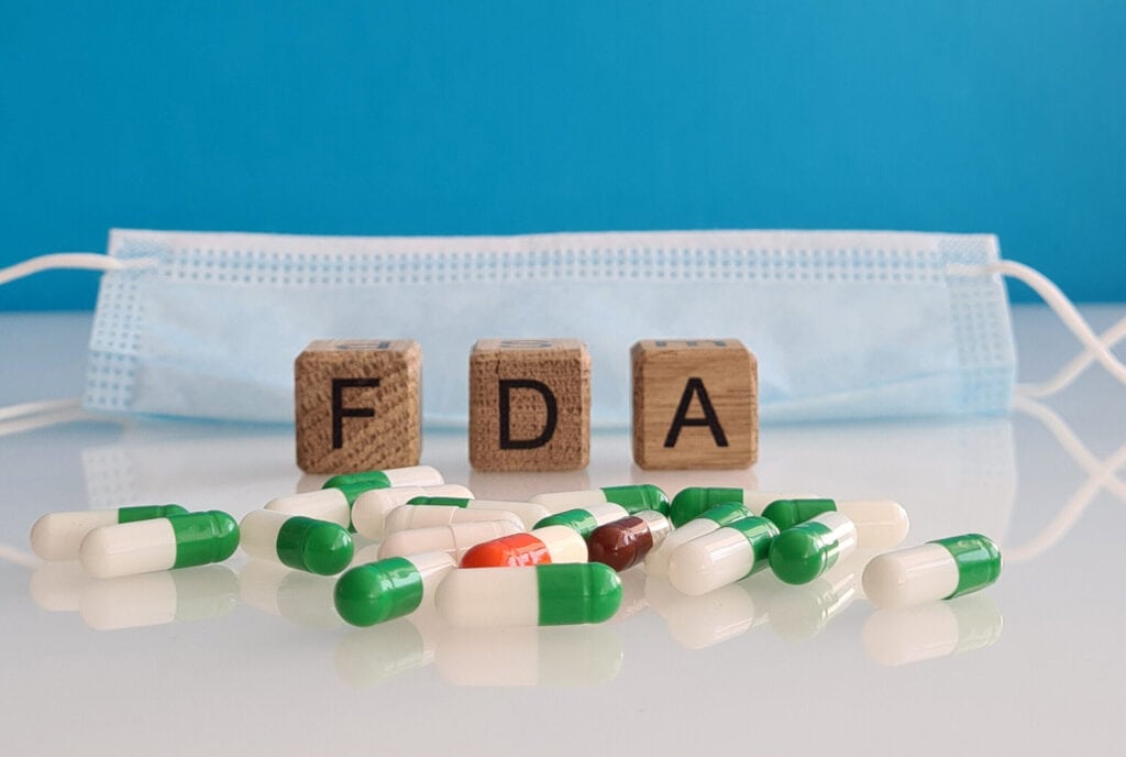 Food-and-Drug-Administration.-Medical-protective-mask-and-pills-FDA-drug-approval1 (New)