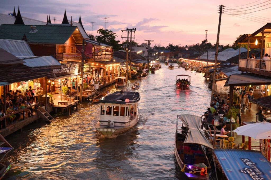 Amphawa Floating Market